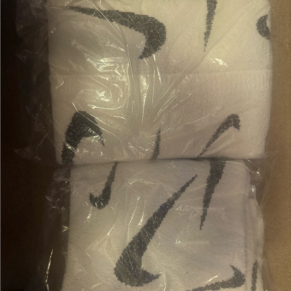 Women’s Nike set